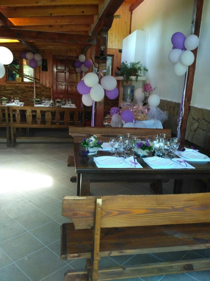 Veselata Guest House Dolna Banya Eksteriør billede